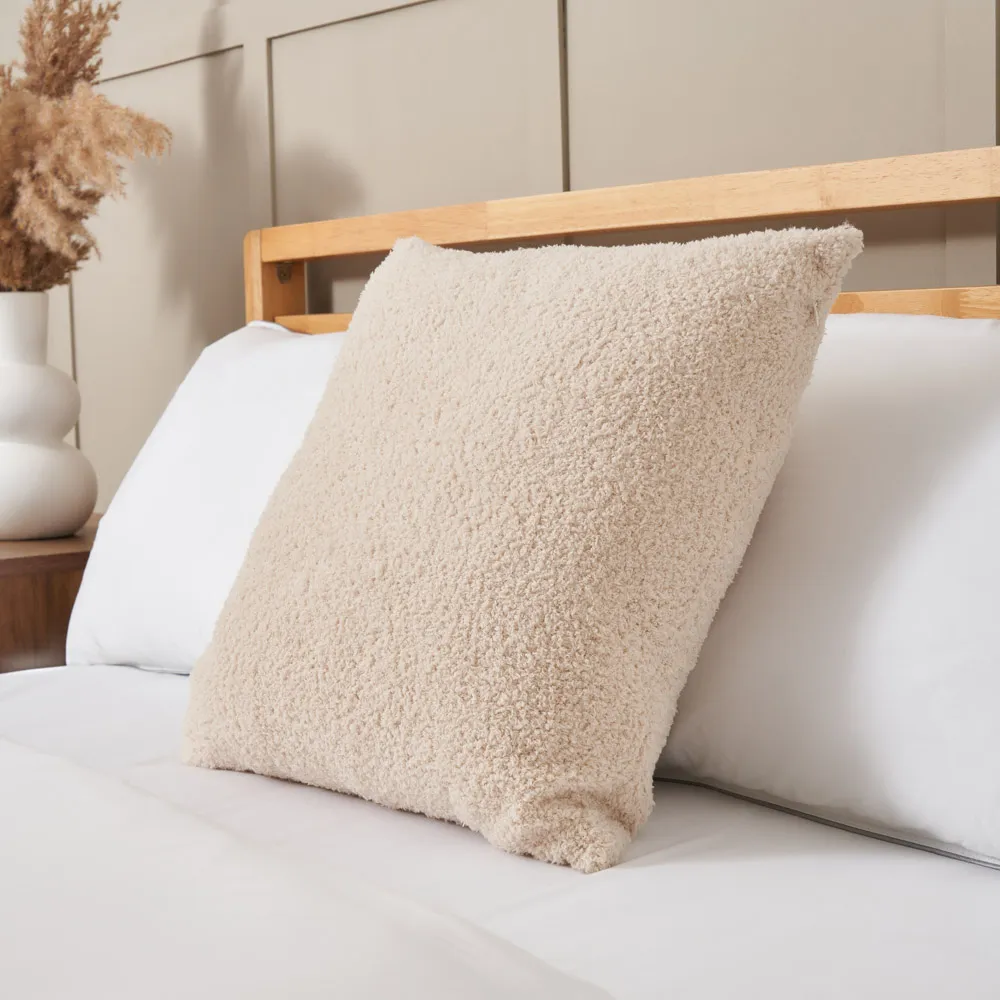 Really Soft Teddy Bear Fleece Cushion, Natural 1
