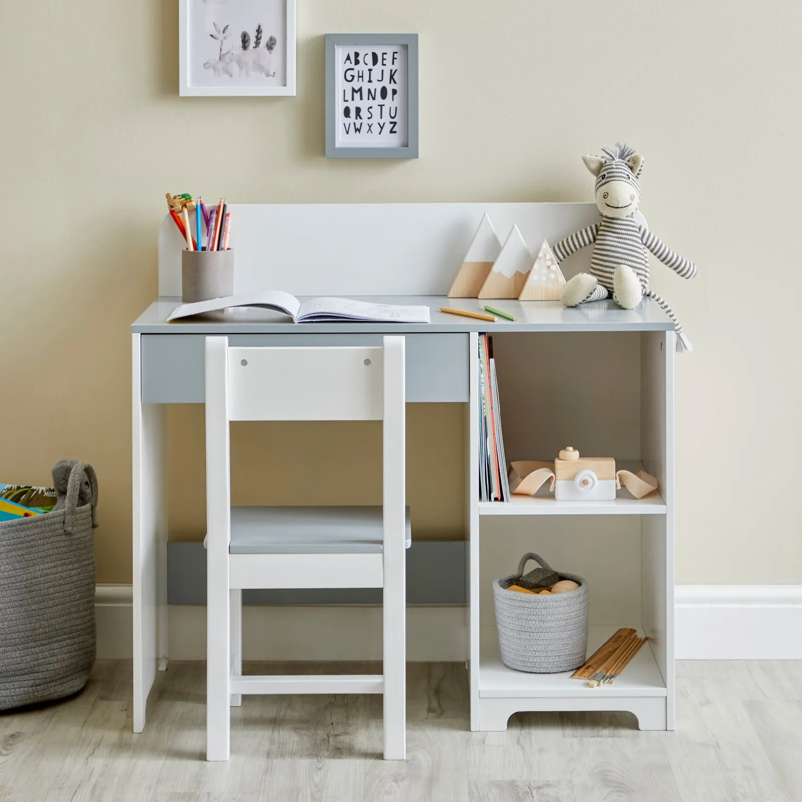 Kids Desk and Chair Set White