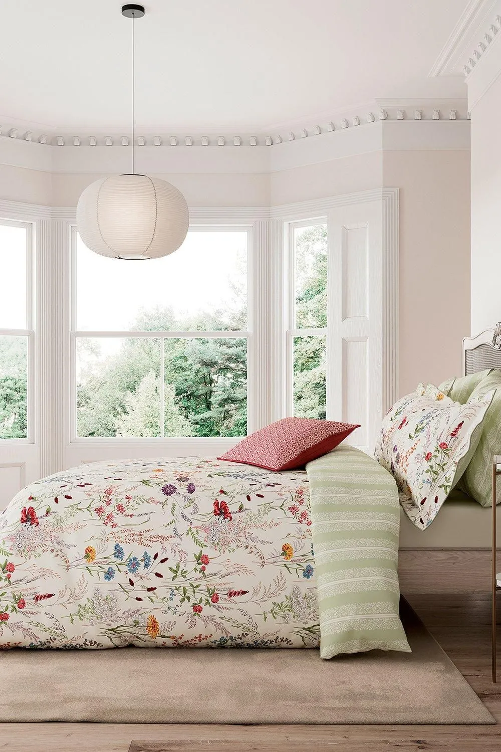 V & A 'Blythe Meadow' Cotton Percale Duvet Cover Set
