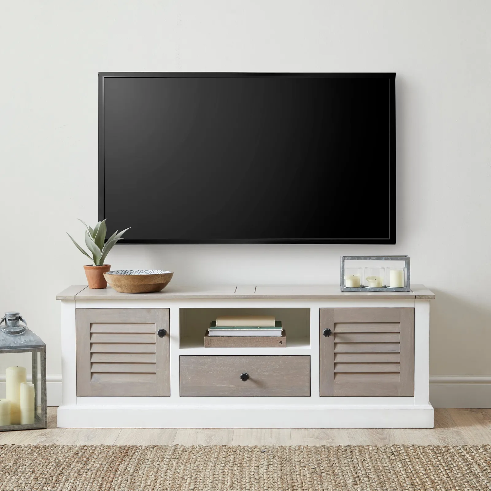 Harbor Wide TV Stand White