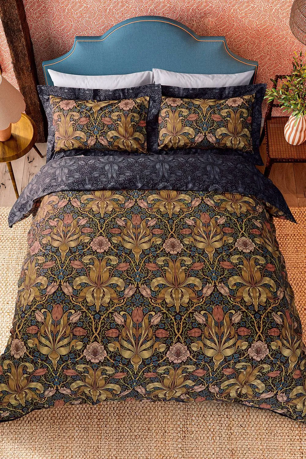 Morris & Co 'Spring Thicket' Cotton Duvet Cover Set in Dark Blue 4