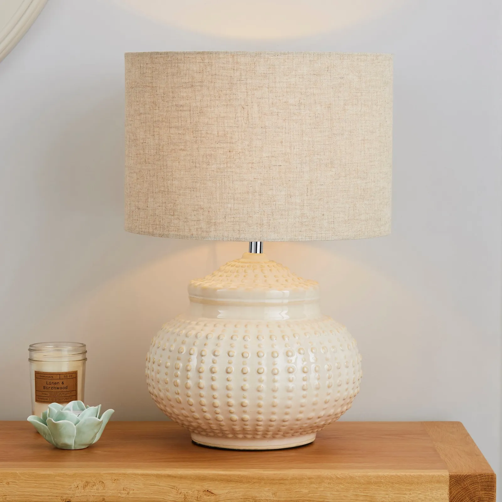 Zeeburg Urchin Ceramic Cream Table Lamp Cream