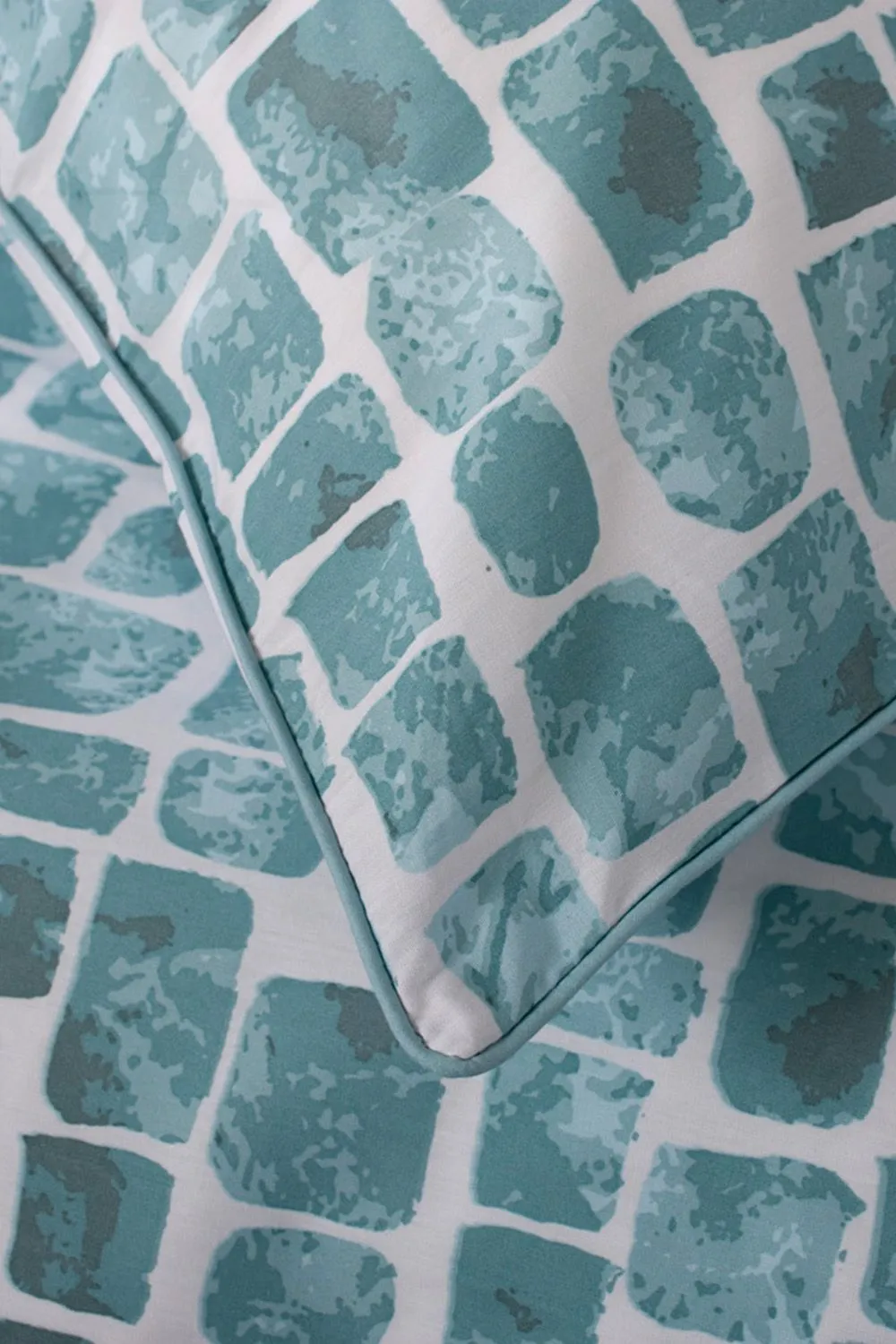The Lyndon Company Tulle Extrasoft 100% Cotton Breathable Duvet Cover Set in Duck Egg Blue 5