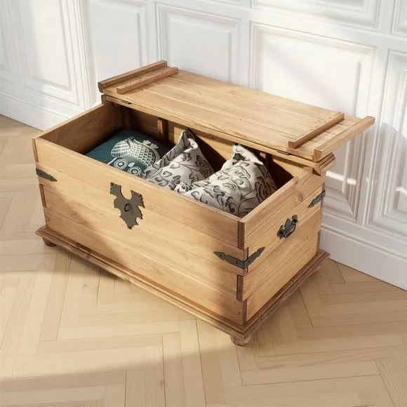 Corona Storage Trunk, Pine 2
