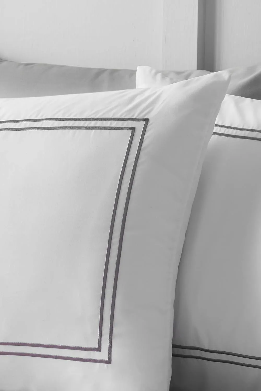 Catherine Lansfield 'So Soft Mono Satin Stitch' Duvet Cover Set in Silver 3