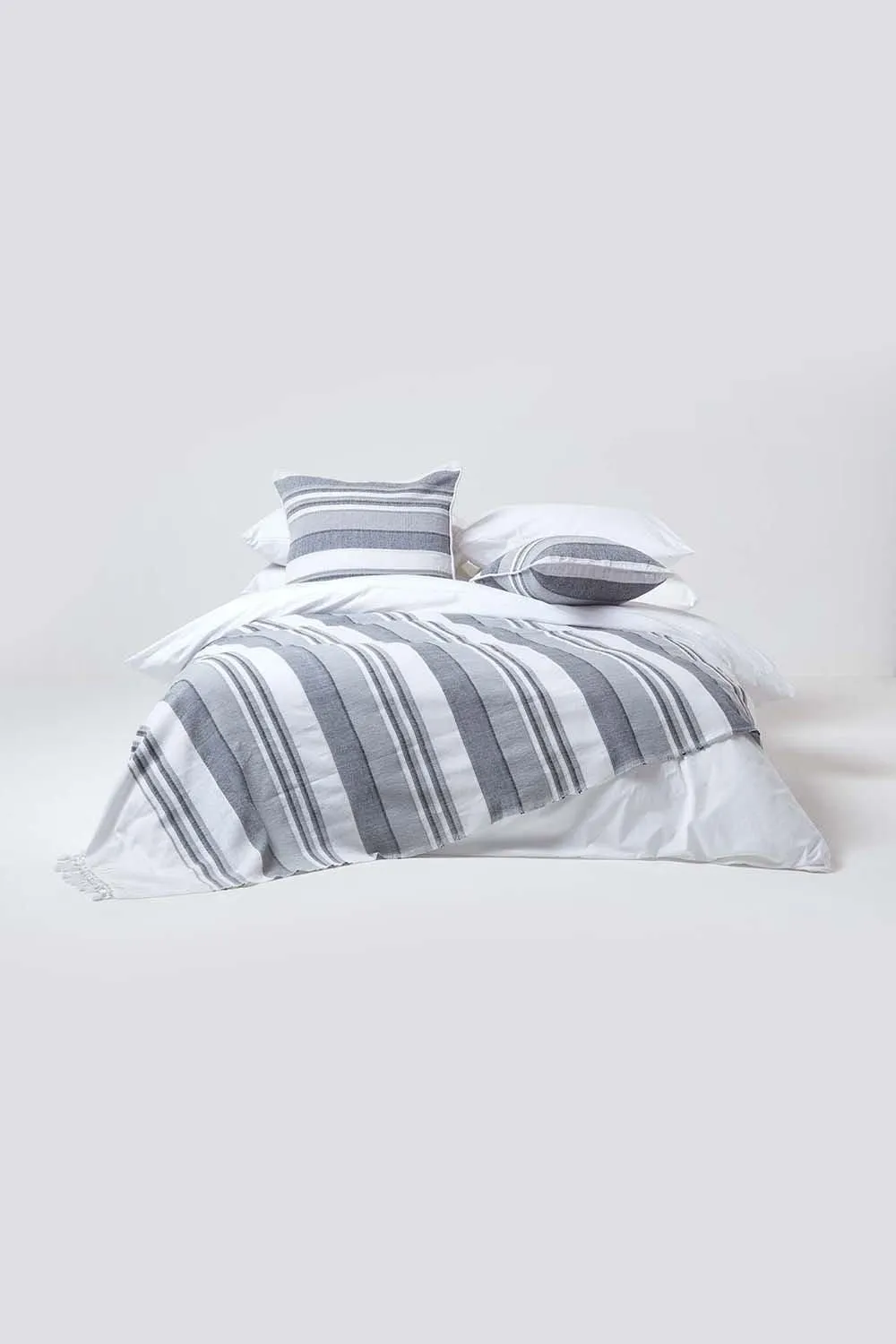 Homescapes Cotton Striped Morocco Cushion Cover in Light Grey 4