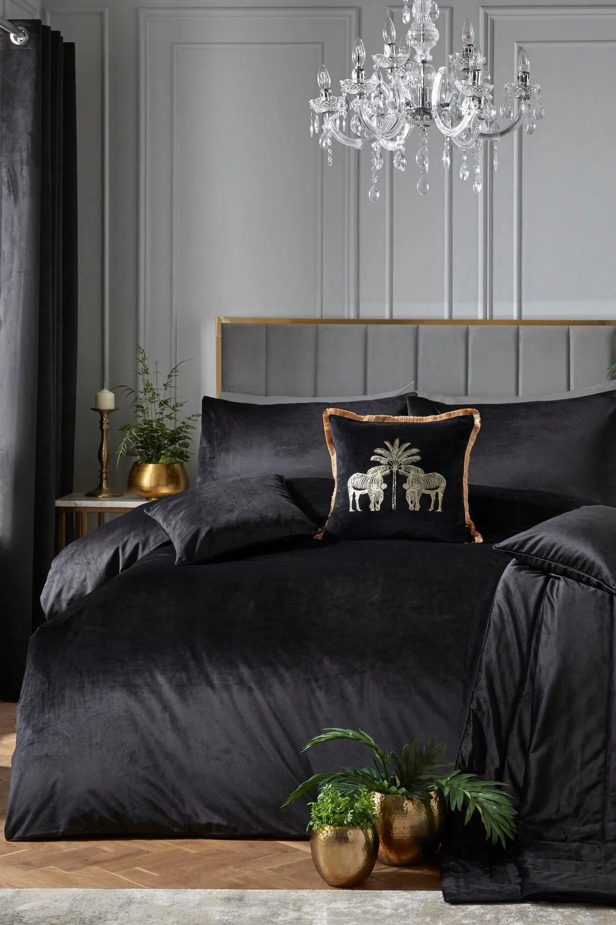 Laurence Llewelyn-Bowen 'Montrose' Luxury Velvet Duvet Cover Set in Black 1