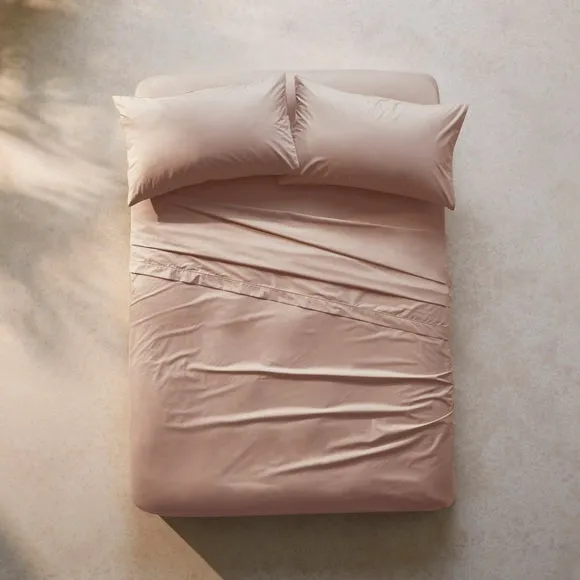 100% Egyptian Cotton 220 Thread Count Flat Sheet 1