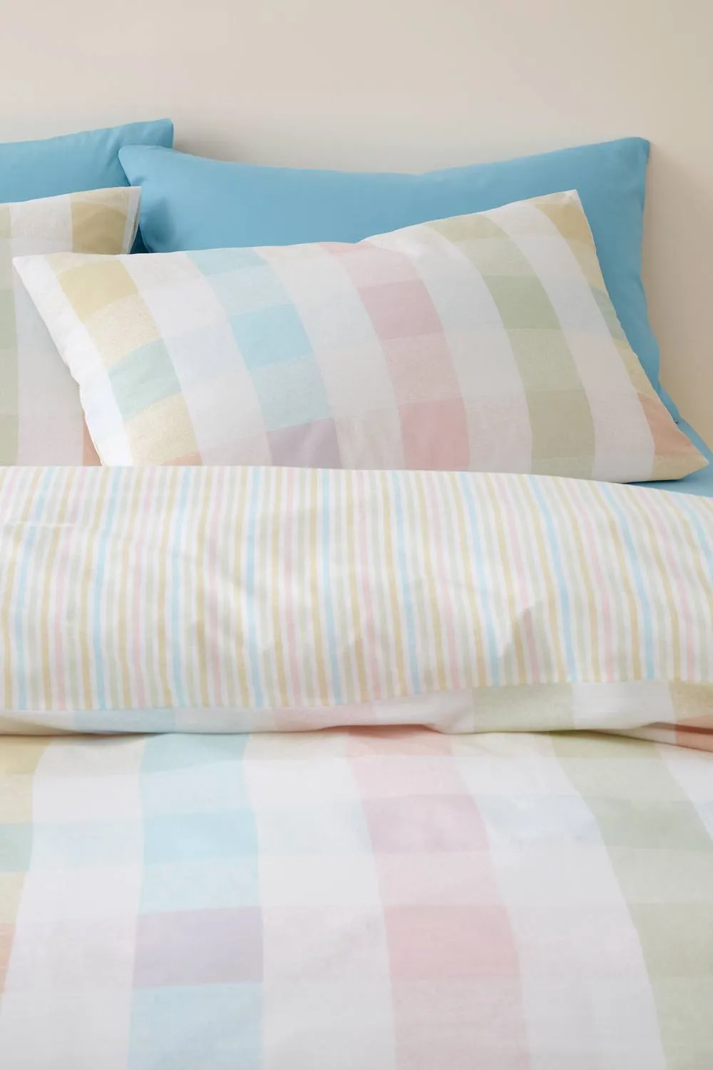 Catherine Lansfield 'Spring Check' Reversible Duvet Cover Set 2