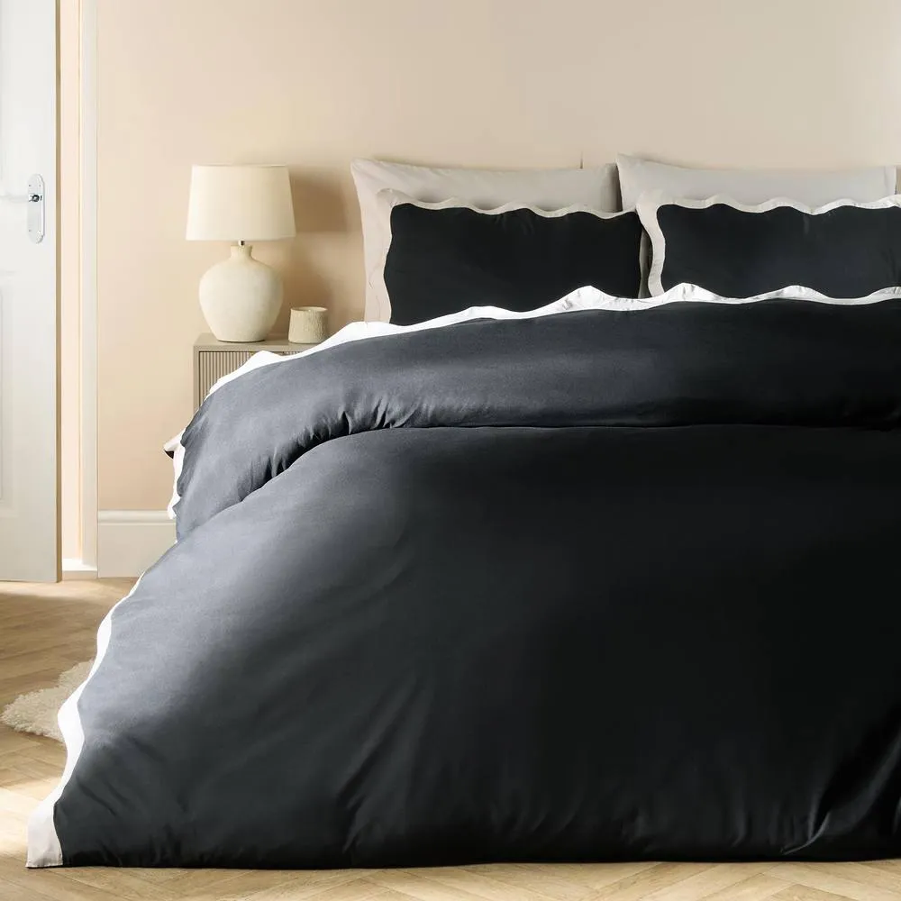 OHS Wavy Edge Bedding Set Microfibre Duvet Cover with Pillowcase in Black