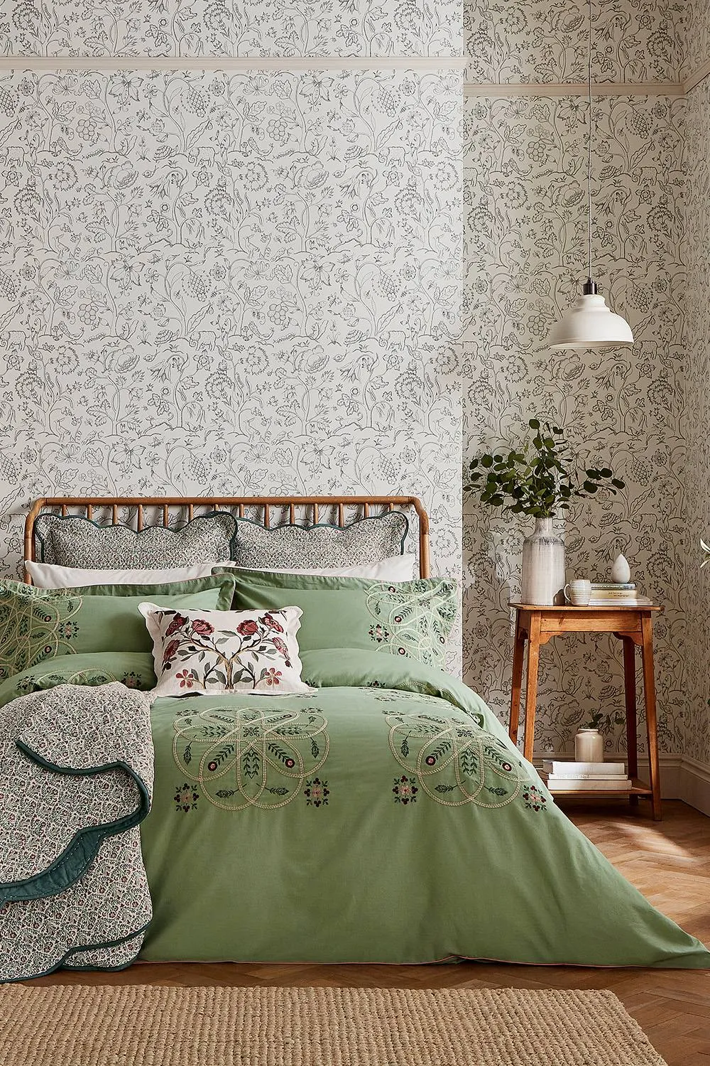 Morris & Co 'Brophy Embroidery Cotton' Duvet Cover Set in Green