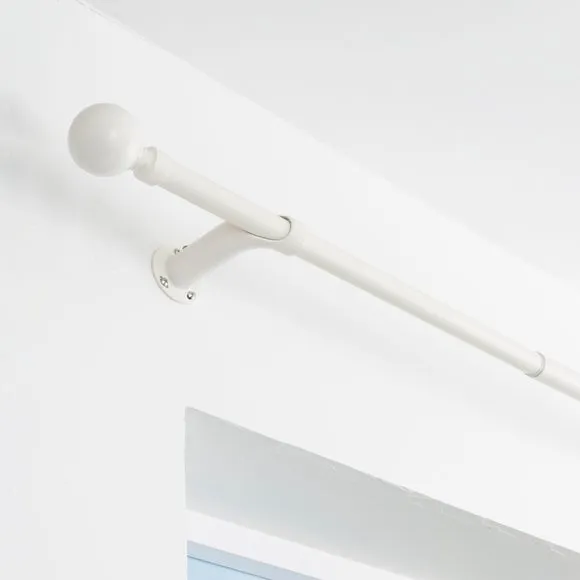 Room Darkening Pole Bracket 3
