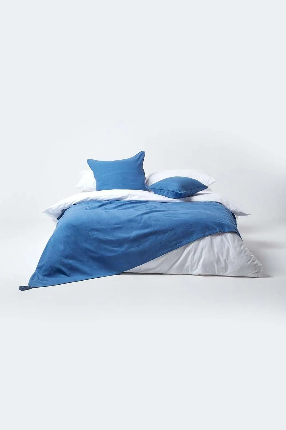 Homescapes Cotton Rajput Ribbed Cushion Cover in Blue 4