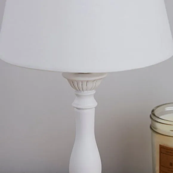 Tofty Traditional Table Lamp 4