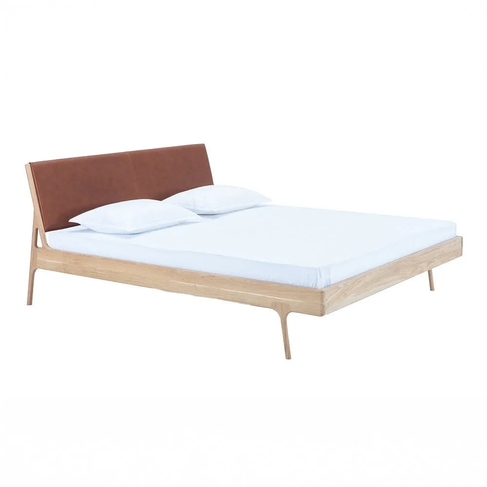 Gazzda Fawn Bed White Oiled Oak Dakar Leather Whiskey Double 2