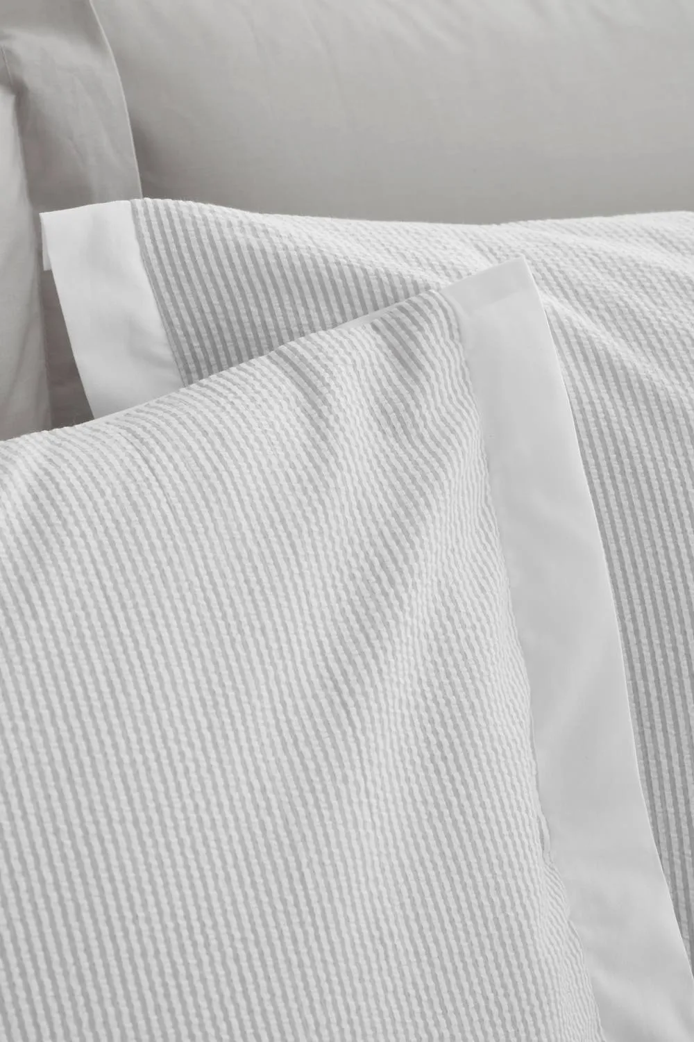 Bianca 'Seersucker Woven Stripe' 180 Thread Count Cotton Duvet Cover Set in Grey 3