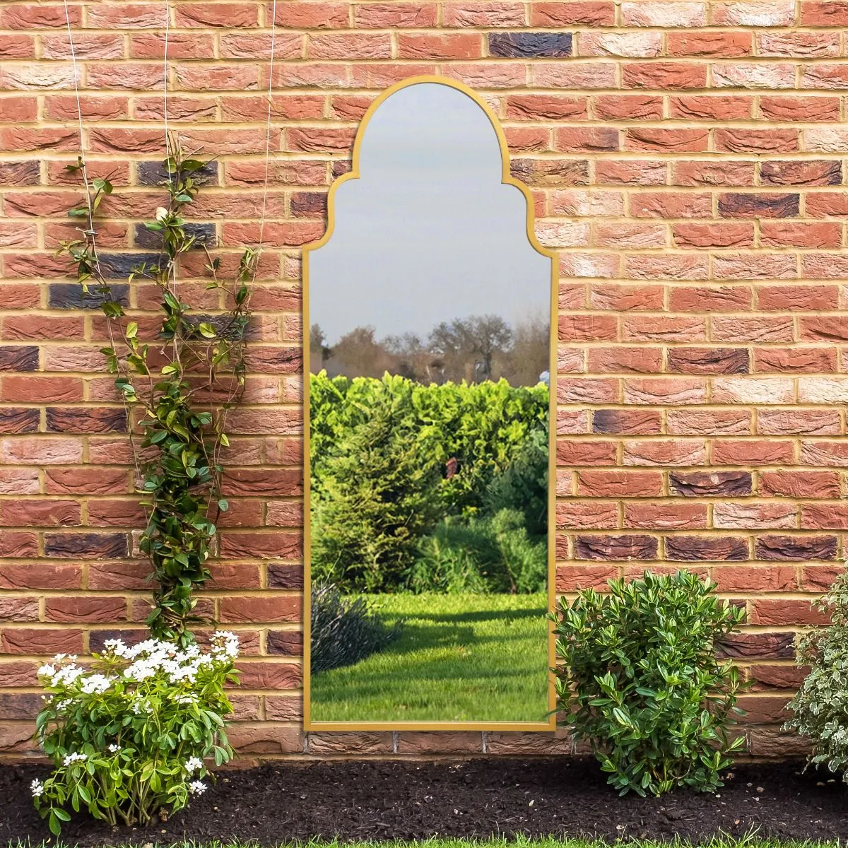 MirrorOutlet Gold Framed Arched Leaner/Wall Garden Mirror 71" x 28" (180x70CM) 6