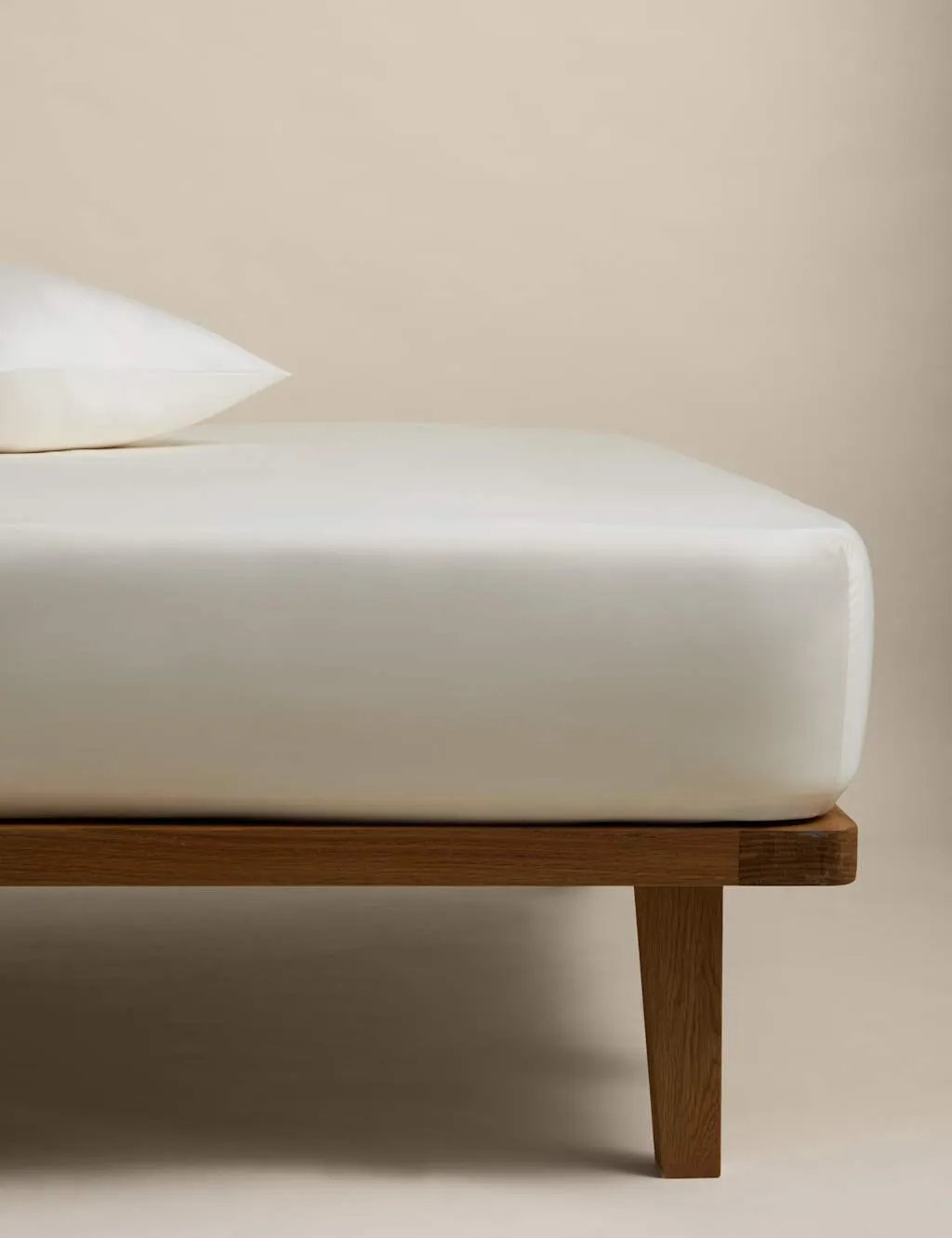 M&S Egyptian Cotton 400 Thread Count Silky Deep Fitted Sheet Cream