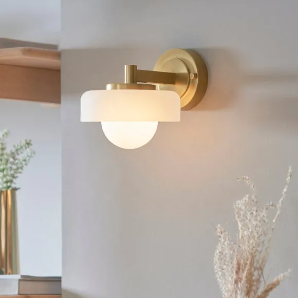 Vogue Hallie Wall Light