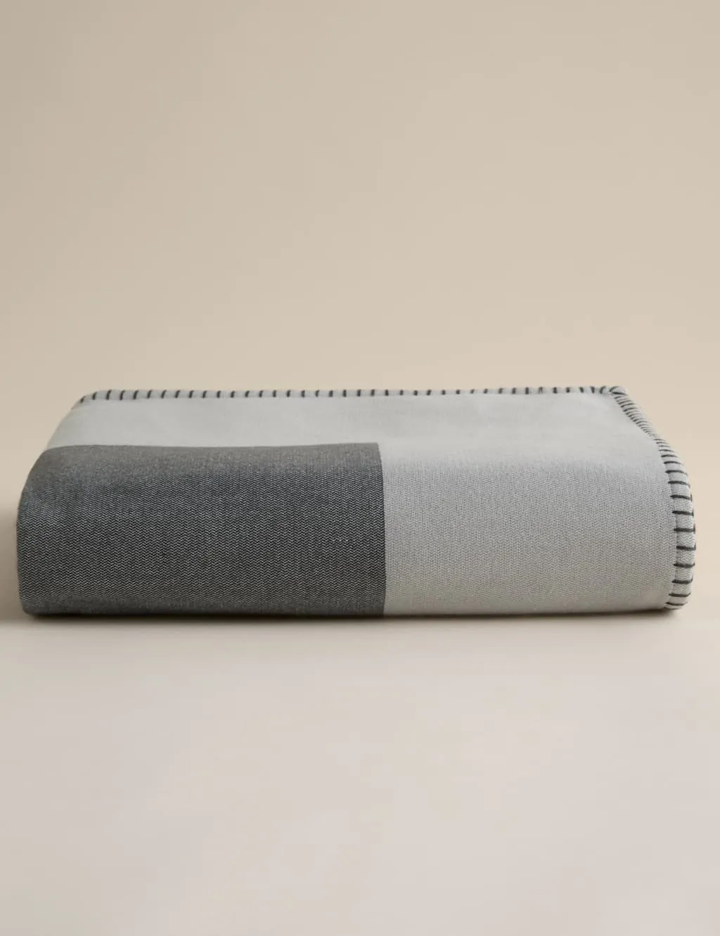 M&S X Kelly Hoppen Kelly Hoppen Design Geometric Throw Grey
