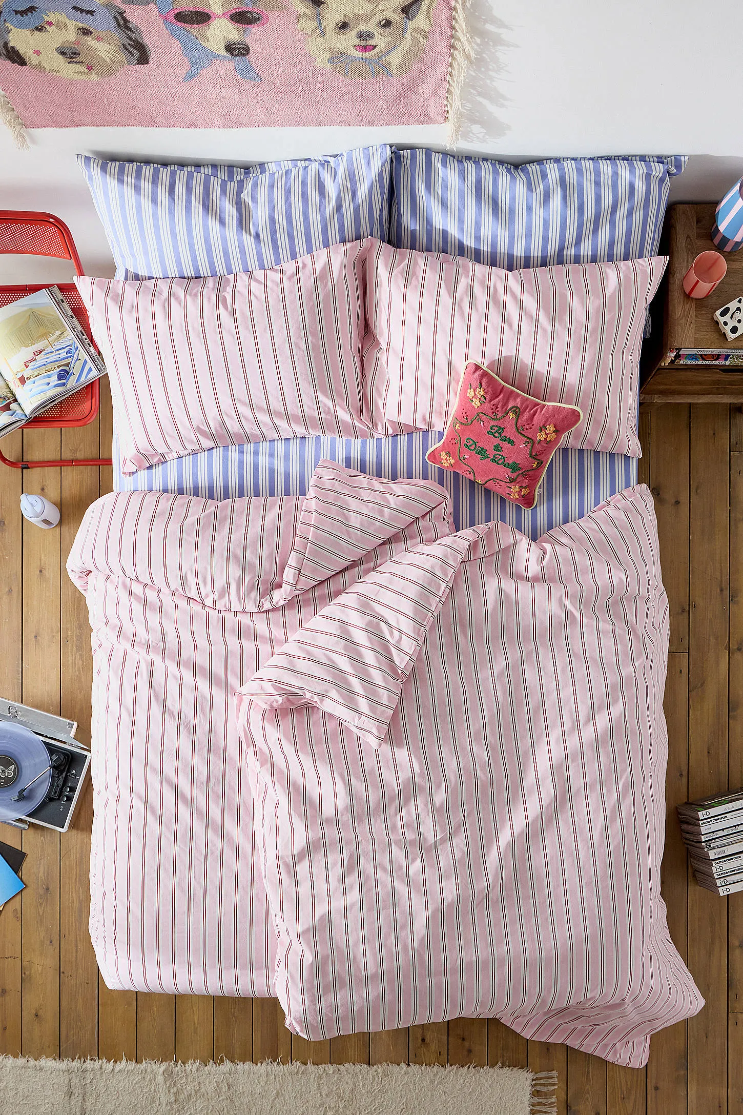 Pink & Red Stripe Duvet Set - Pink