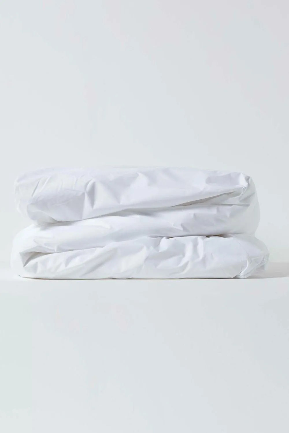 Homescapes Polypropylene Waterproof Duvet Protector in White