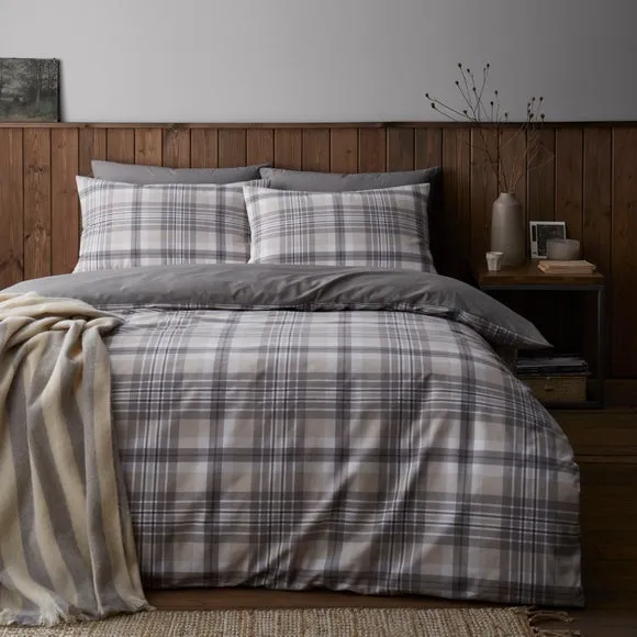 Oakley Woven Check 100% Cotton Duvet Cover & Pillowcase Set 2