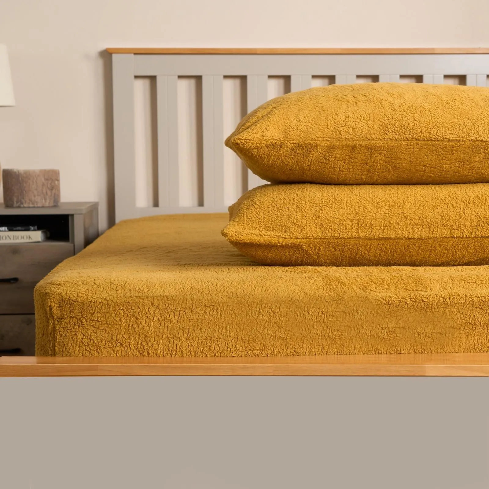 OHS Teddy Fleece Thermal Fitted Bed Sheet in Bright Yellow | Size: King Fitted