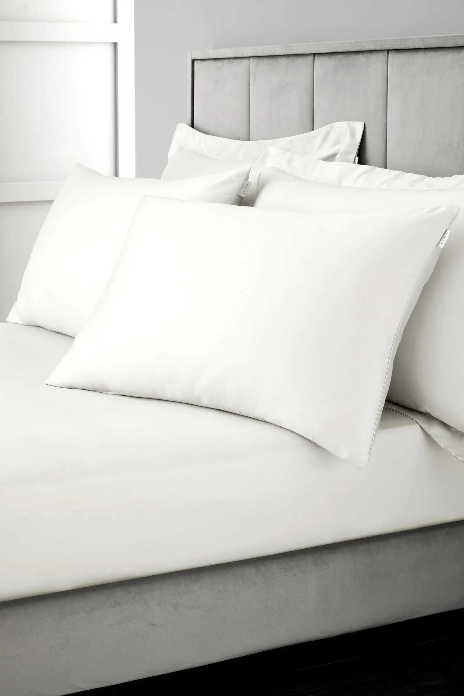 Bianca 400 Thread Count Cotton Sateen 36cm Depth Sheet in Ivory 1