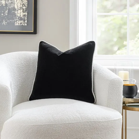 Clara Contrast Piping Cushion