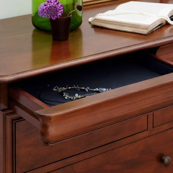 Willis and Gambier Antoinette Wide 7 Drawer Chest 4