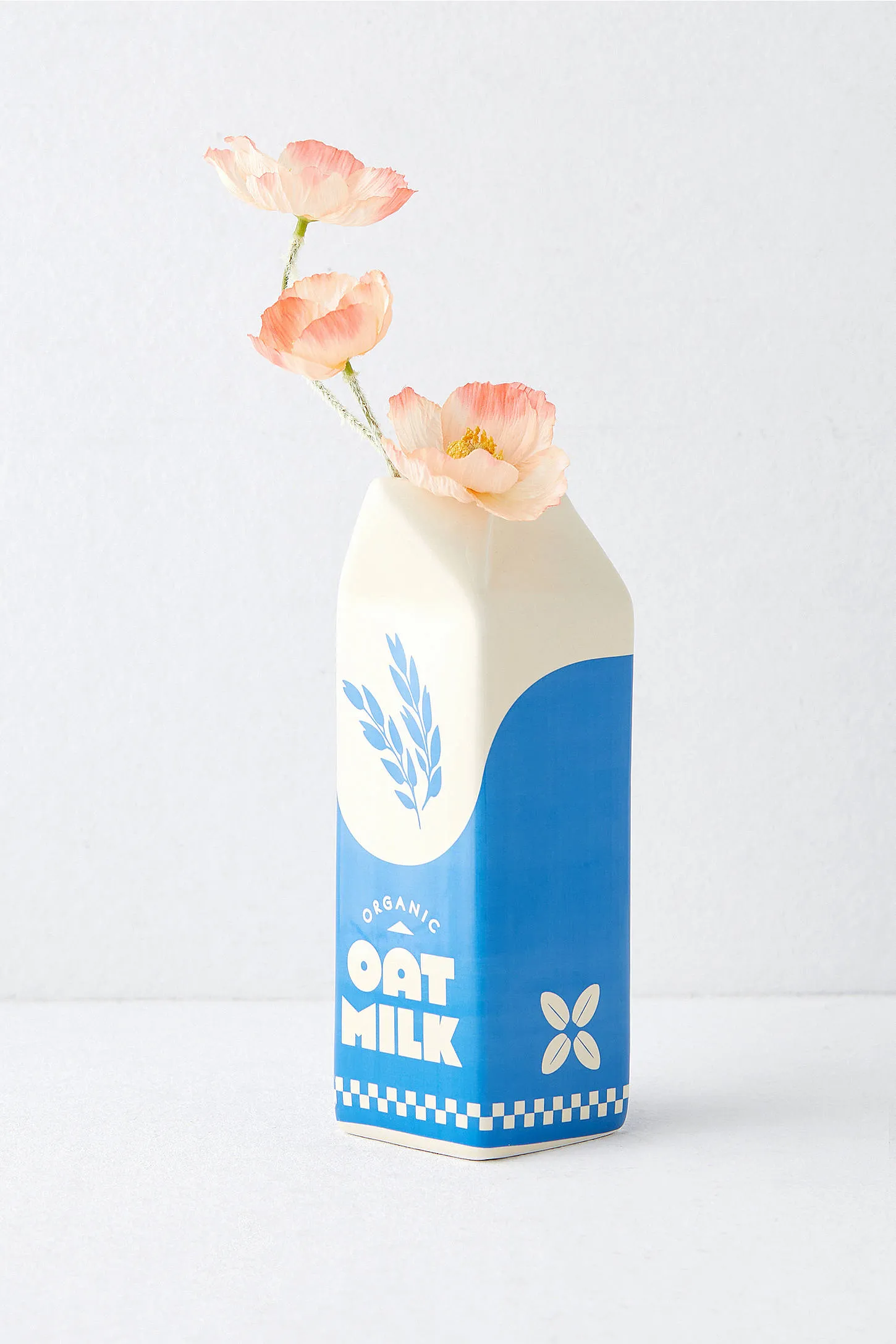 ban. do Oat Milk Vase - Blue L: 7cm x W: 7cm x H: 24cm 2