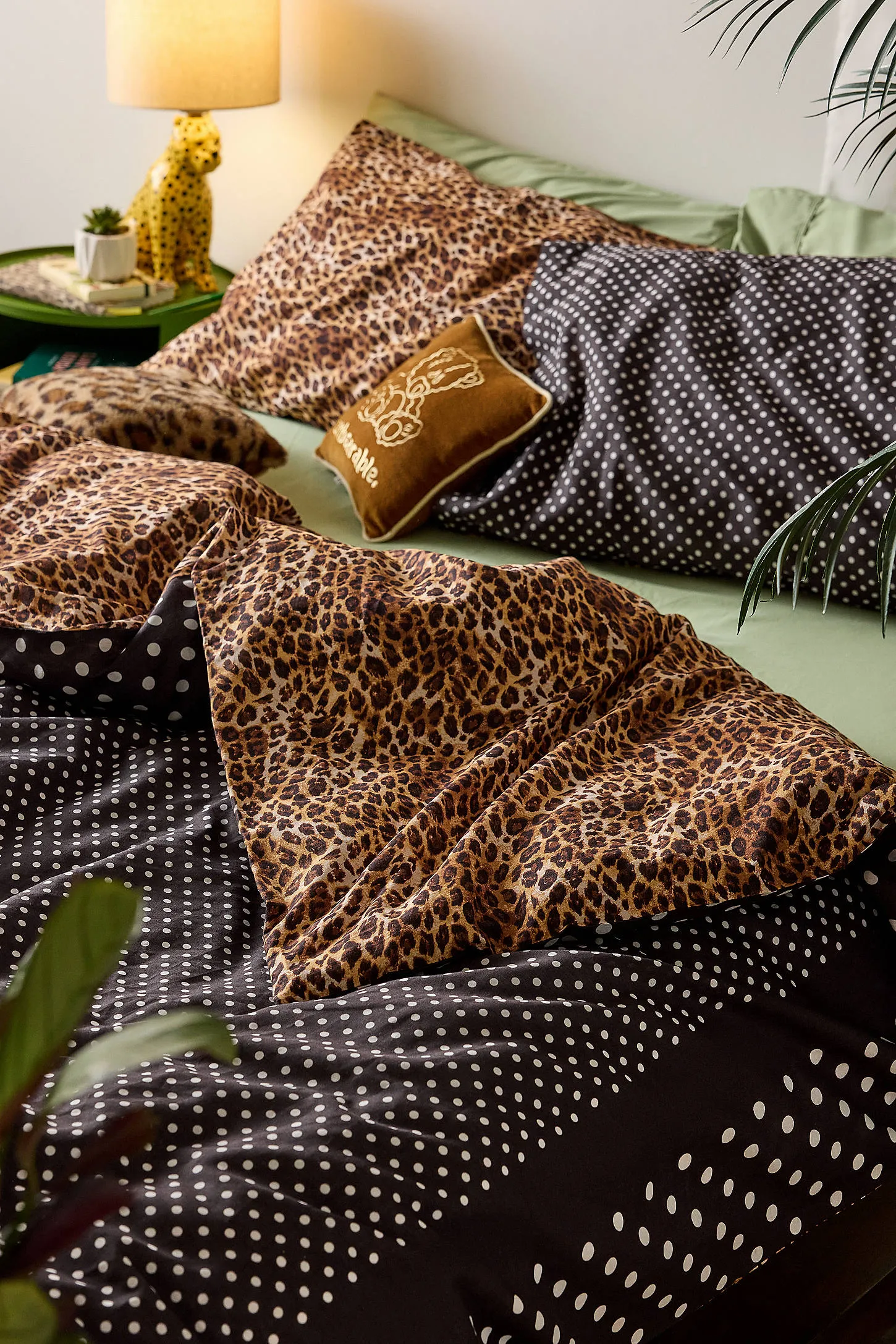 Leopard Print & Polka Dot Reversible Duvet Set 5
