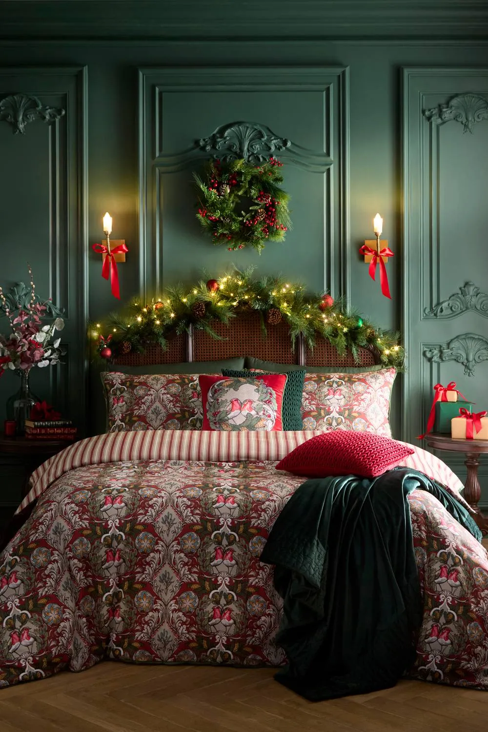 Laurence Llewelyn-Bowen 'Festive Robin' Velvet Chirstmas Filled Cushion in Red 4