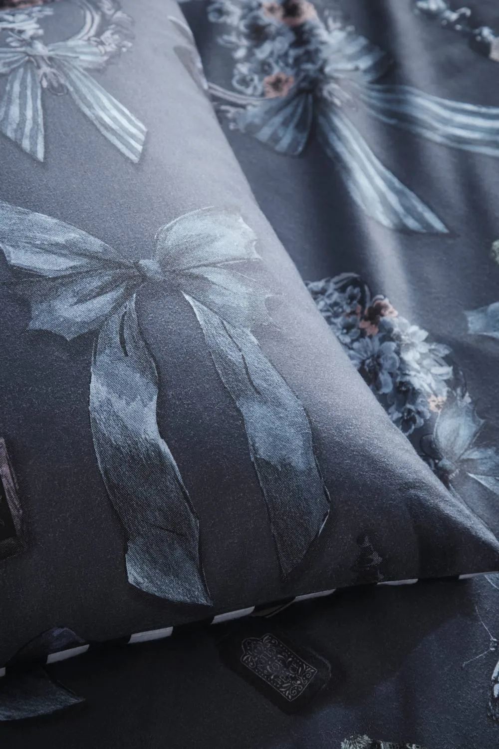 Fusion 'Bows Noir' Halloween Inspired Duvet Cover Set in Grey 3