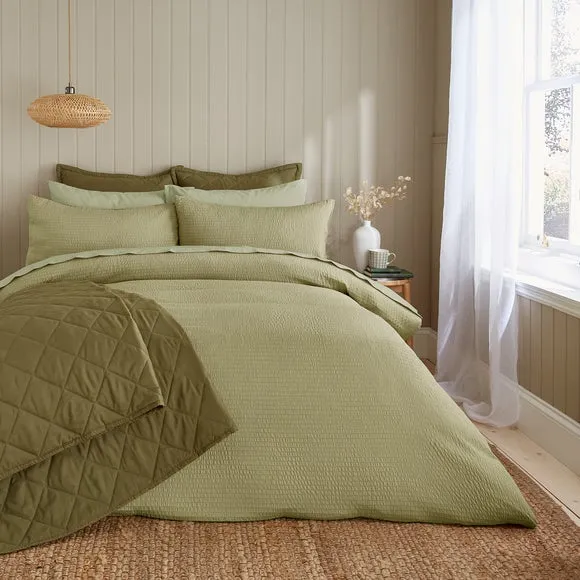 Larken Seersucker Duvet Cover and Pillowcase Set 6