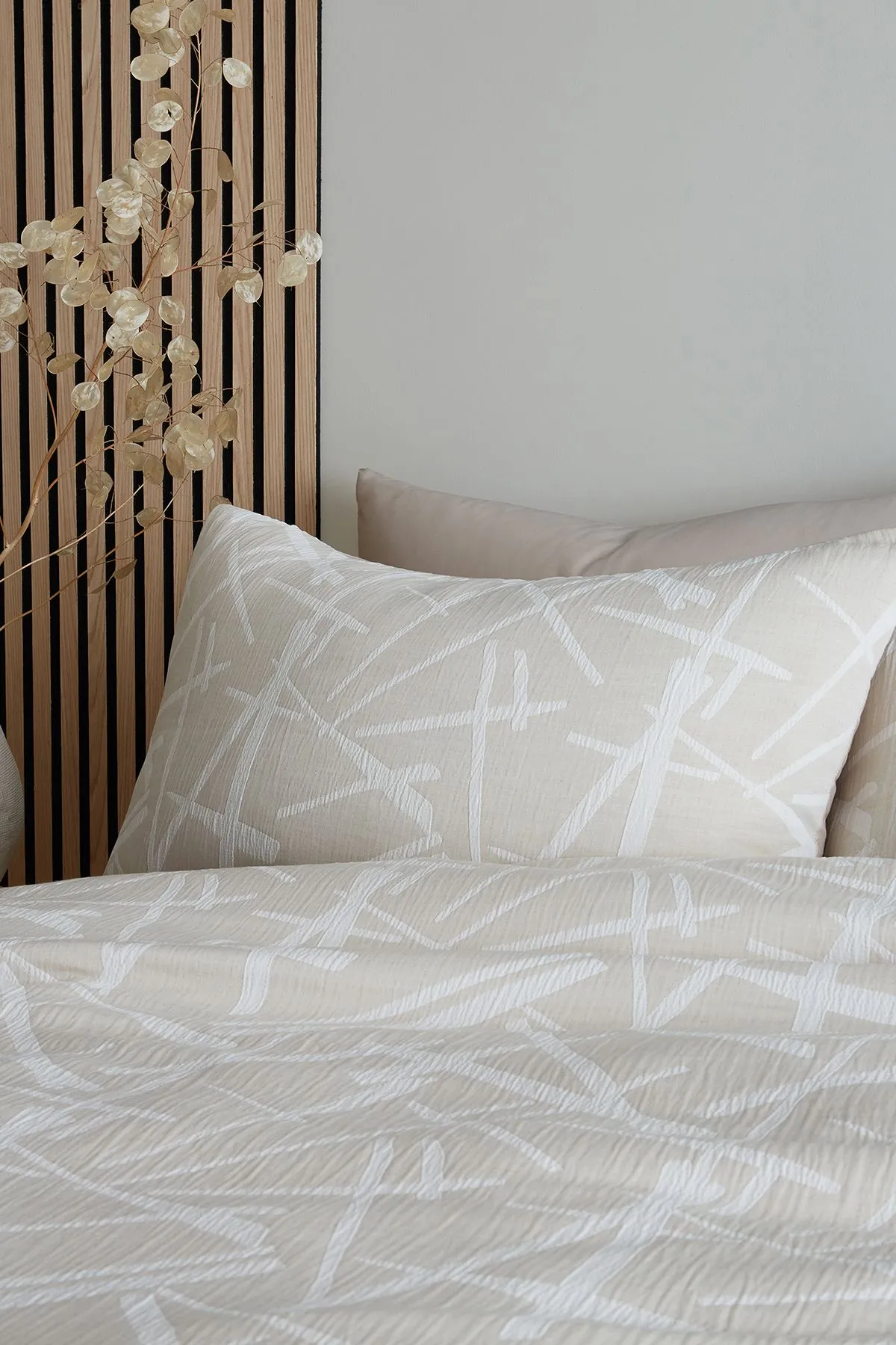 Appletree 'Otto' Jacquard Mark-Making Textured Duvet Cover Set in Natural 2