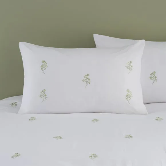 Izara Embroidered Microfibre Duvet Cover & Pillowcase Set 3