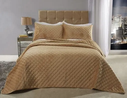 New Edge Blinds Banbury Bedspread in Yellow