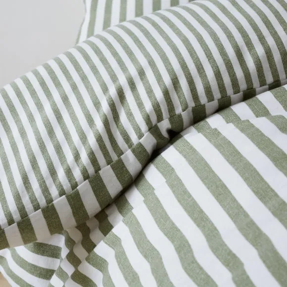 Catherine Lansfield Stripe 100% Brushed Cotton Reversible Duvet Cover & Pillowcase Set 4