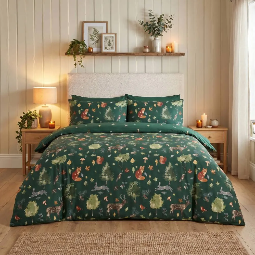 Rapport Home Autumn Christmas Microfibre Reversible Duvet Cover Set With Pillowcase in Green