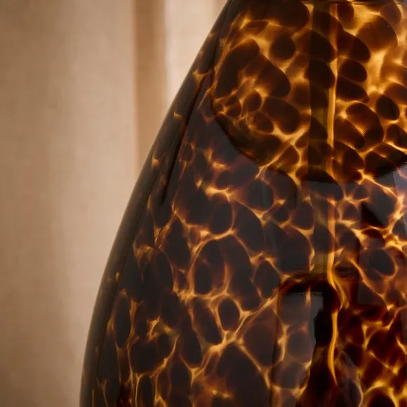 Kira Tortoiseshell Table Lamp 3