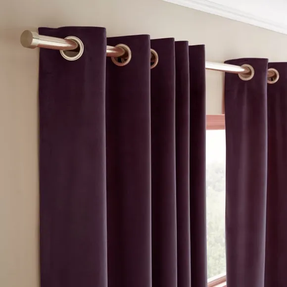 Luxe Velour Eyelet Curtains (Blackout Available) 1