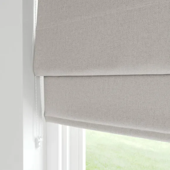 Luna Easy Chain Blackout Roman Blind 4