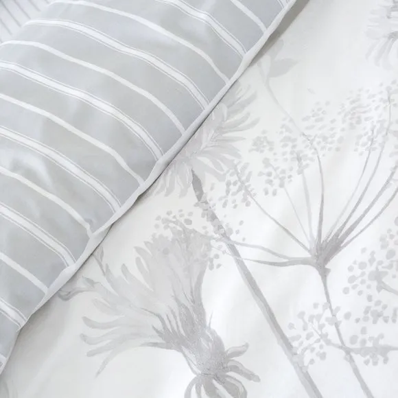 Catherine Lansfield Meadow Sweet Floral Reversible Duvet Cover and Pillowcase Set 3