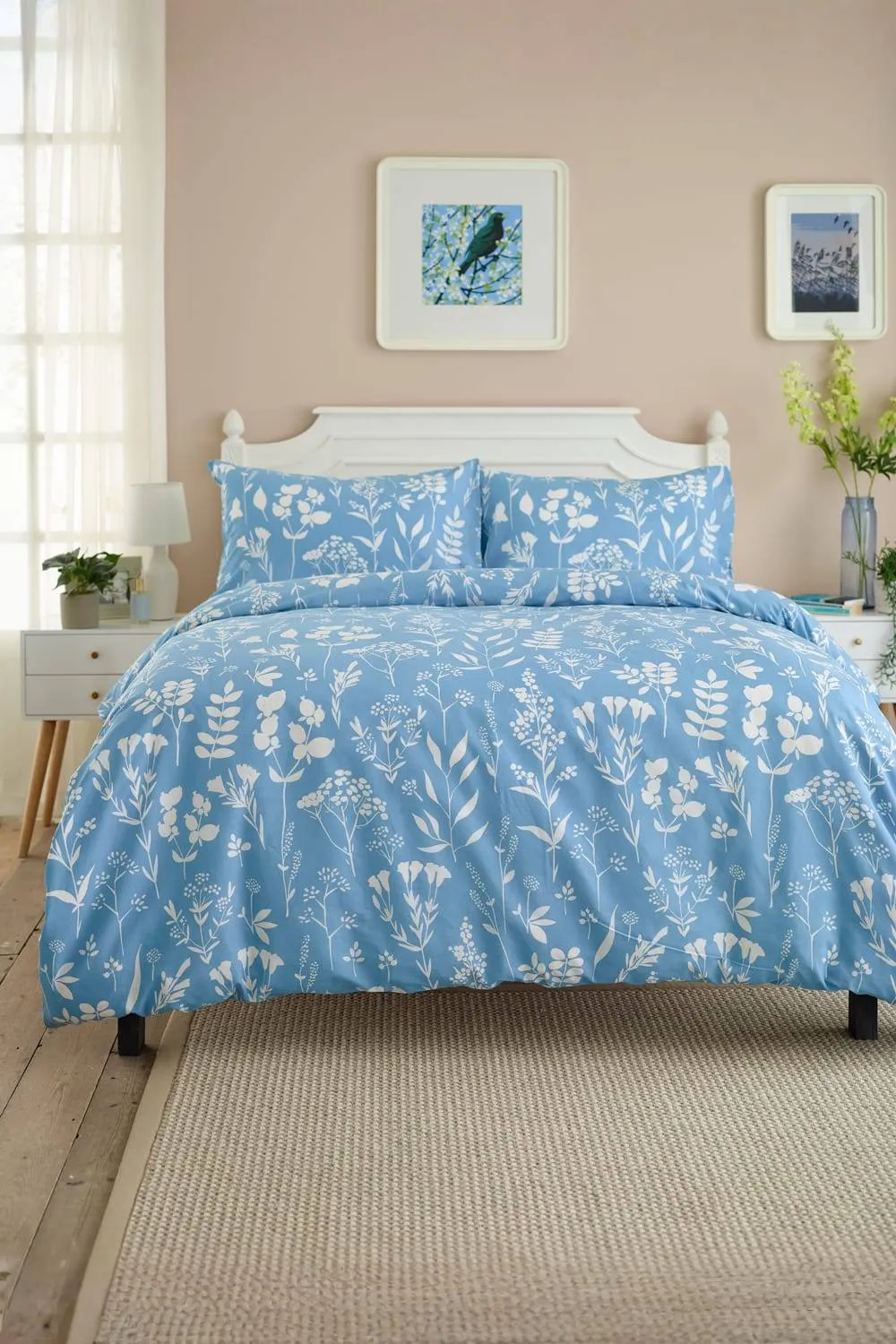 Deyongs Silhouette Floral Duvet Set Soft Cotton Blend in Blue