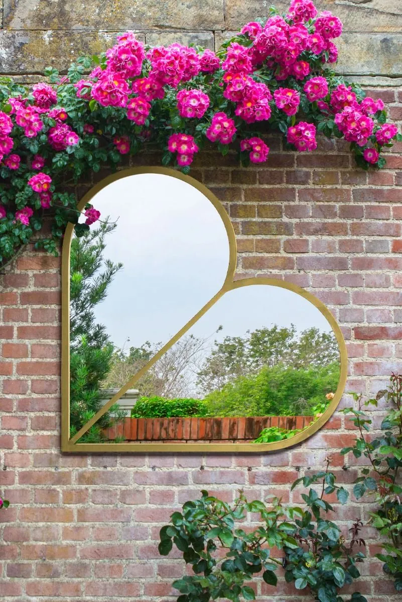 MirrorOutlet Gold Metal Framed Heart Shaped Wall Garden Mirror (80 X 80CM) 6