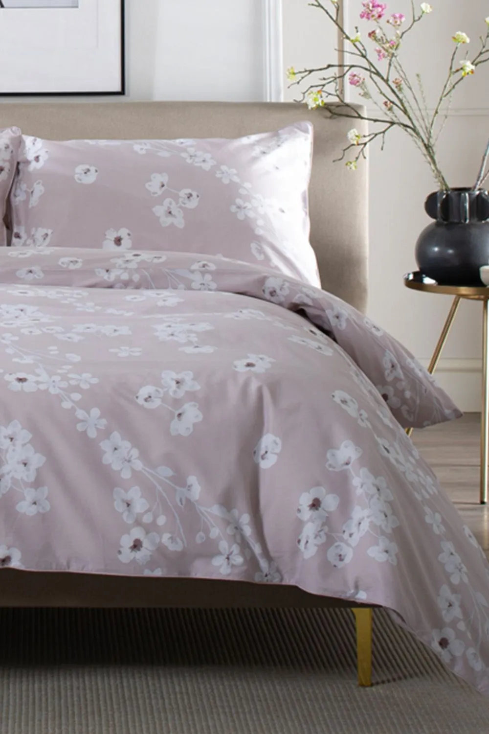 The Lyndon Company Petite Fleure Printed 100% Cotton Duvet Cover Set with Piped Edges in Pink 2