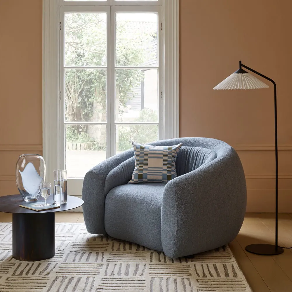 Heal's Flora Loveseat Siena Cotton Pistachio 3