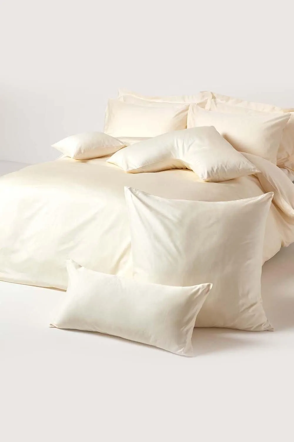 Homescapes Sateen Cotton Housewife Pillowcase 400 TC in Cream 5